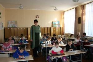 Вчителька-переселенка з Луганщини тепер вчить чернігівських дітей