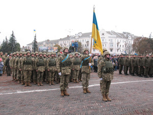 День захисника України у Чернігові: зустрічі, вшанування, урочистий марш, відзнаки