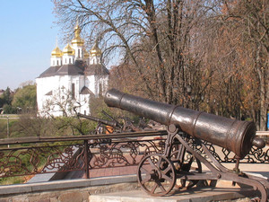 На Валу знайдені безхозні гармати і пам’ятник Тарасу Шевченку