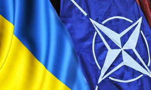 В Чернігові відкрили виставку «Україна-НАТО. Формула безпеки»