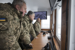Президент відвідав військові навчання на Чернігівщині