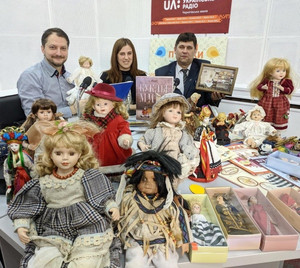 1250 порцелянових ляльок зібрав колекціонер з Чернігівщини