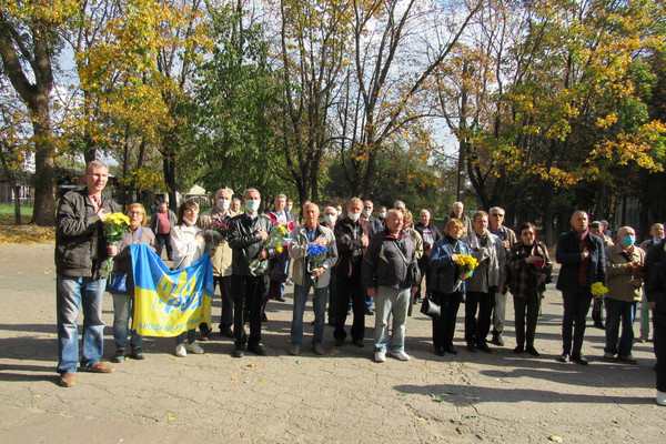 У Чернігові відкрили меморіальну дошку борцю за незалежність України, Почесному громадянину міста Валерію Сарані
