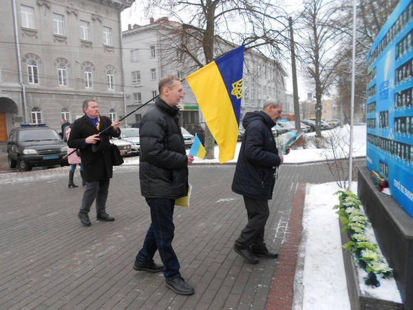 У Чернігові в день Соборності вшанували пам’ять борців за волю і захисників України минулого й сучасності