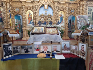 За 9-х загиблих у серпні Захисників України помолилися у Чернігові