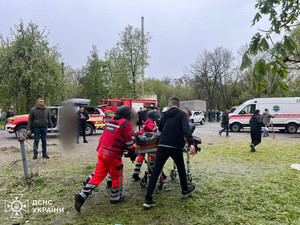 Ракетна атака рашистів по Чернігову: загиблі і поранені