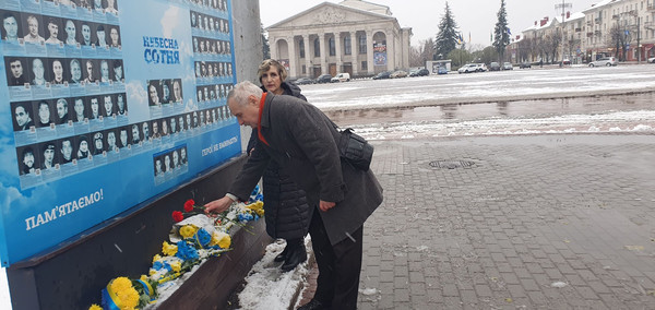 День Гідності і Свободи в Чернігові: вшанування пам’яті українських патріотів та загиблих Героїв