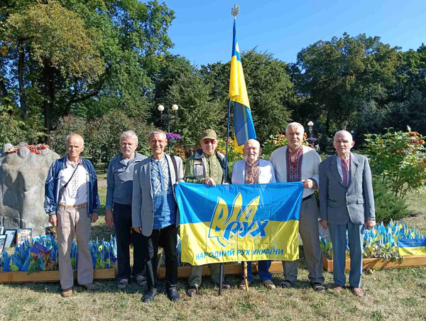 У Чернігові до Дня Незалежності України проведено круглий стіл «Перспективи української перемоги»