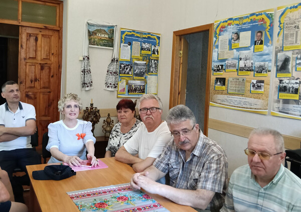 Побачило світ чернігівське видання «Сіверянські акценти Помаранчевої революції»