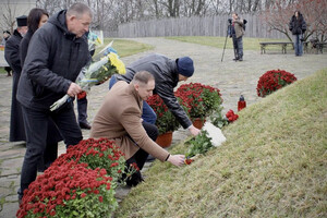 В Батурині вшанували памʼять жертв трагедії 1708 року