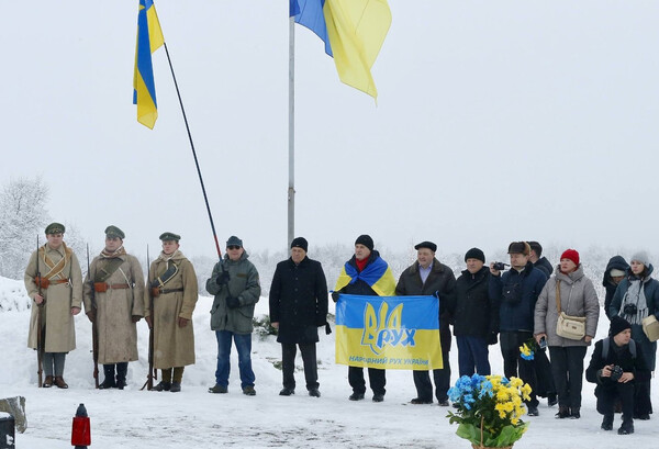 Вшанування пам’яті Героїв Крут на місці легендарного бою