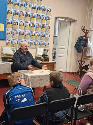 Презентація книги-дослідження Михайла Щукіна «Чи знаєш, друже, ти свій рід?».