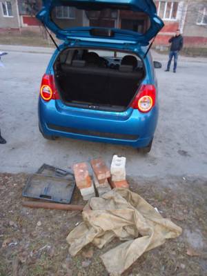 У Чернігові затримана група серійних автозлодіїв. Фото