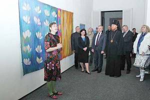 Мистецтво єднає. Виставка латвійської художниці Івети Веценане у Чернігові