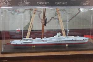 Військово-історичний музей отримав модель польського корабля «Краків»