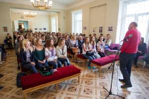 Школярі Чернігівщини знають і шанують творчу спадщину Ліни Костенко