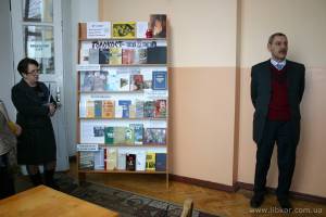 Пам’ять жертв Голокосту вшанували у головній бібліотеці Чернігівщини