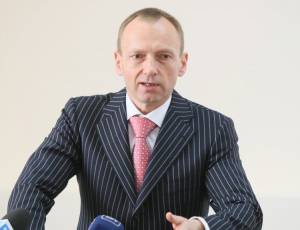Верховна Рада достроково припинила повноваження народного депутата Атрошенка