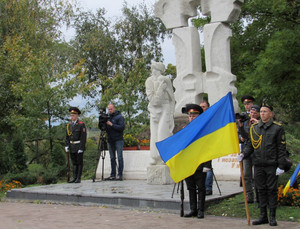 У Чернігові відбулися урочисті заходи з нагоди Дня захисника України