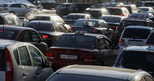 Відсьогодні українці зобов'язані їздити населеними пунктами не швидше 50 км/год