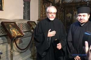 «Все буде добре»: екзархи Вселенського Патріархату прибули на Синод