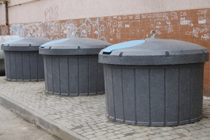 У Чернігові встановили перші п’ять сучасних сміттєвих майданчиків із підземними контейнерами