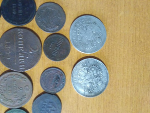 Громадянин Росії намагався вивезти старовинні монети за межі України