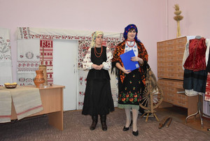 Бібліотекарі продовжують знайомити чернігівців із українськими народними традиціями