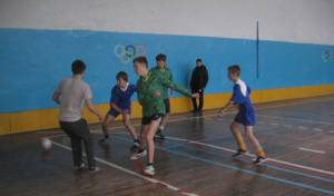 Киїнські школярі вп’яте поспіль перемогли в міні-футболі