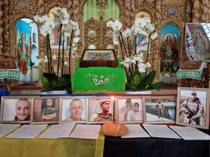 Помолилися за 6-х загиблих у листопаді Захисників України та померлого кіборга з Чернігова