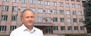 Кандидат на голову Прилуцької РДА не може обійняти посаду через результат іспиту з української мови