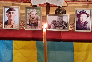 За загиблих в січні Захисників України помолилися у Чернігові
