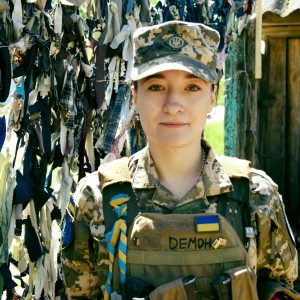 Захисники Чернігова: вона – командир бойової машини, її позивний «Демон»