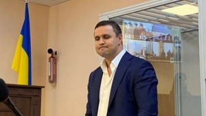 Забудовник Максим Микитась оформив собі волонтерство для виїзду з України