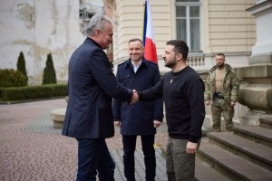 У Львові Президент провів нараду щодо безпекової ситуації у північно-західних областях України