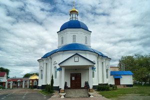 У Носівці Троїцька церква перейшла до Православної Церкви України