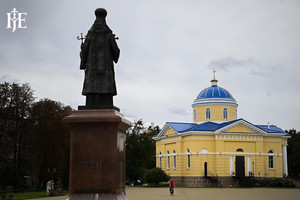 Митрополит Епіфаній нагородив підприємця Сергія Коровченка орденом за відбудову історичної церкви в Прилуках