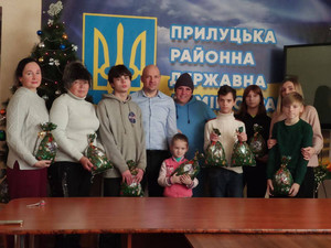Дітей загиблих військовослужбовців Чернігівщини вітають зі святами