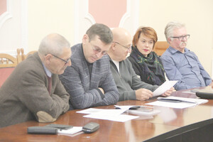 Про меморіальні дошки полеглим військовим та добровольцям у російсько-українській війні