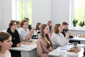 Зимові канікули в школах Чернігова продовжено до 16 січня