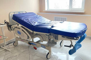 Допомога від мера міста Грімбергена для пологового будинку Чернігова